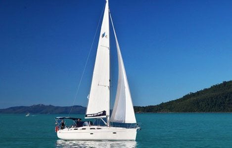 yacht fleet whitsundays